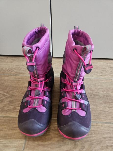 Snehule keen, keen,35