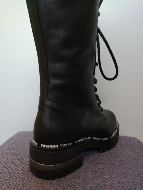 Kožené čižmy, 39