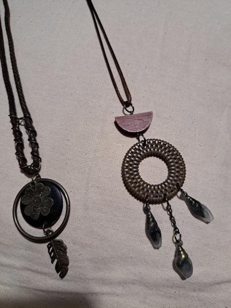 Bižutéria - náramky, prívesky, náhrdelníky, náušni, 