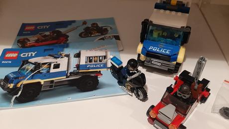 Lego city - transportér pre väznov, 