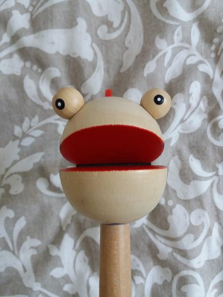 Drevena hracka goki,