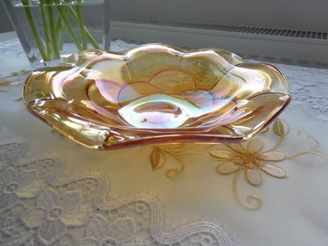 Misa z farebného skla v tvare kvietku-retro,, 