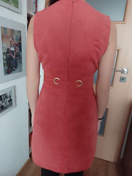 Krásne šaty, top stav, amisu,36