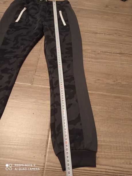 Tepláky č.146-152, 146