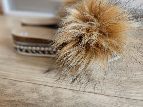 Nadherne slapky s kozusinkou.nove, 38 / 39