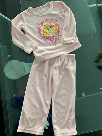 Dievčenské pyžamo vel.3-4 roky, 104