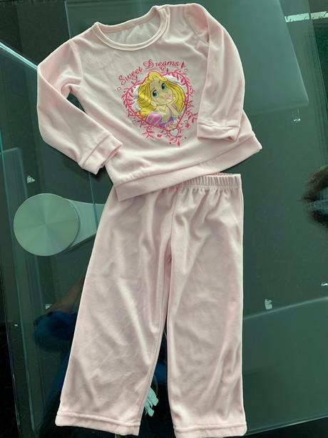 Dievčenské pyžamo vel.3-4 roky, 104