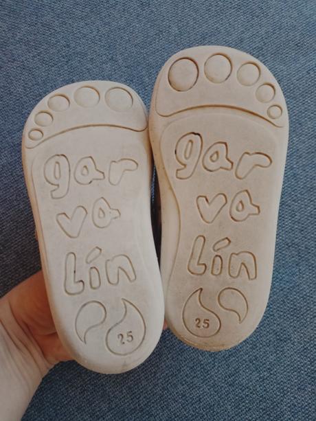 Barefoot garvalin, 25