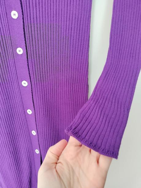 Fialové pletené šaty, s