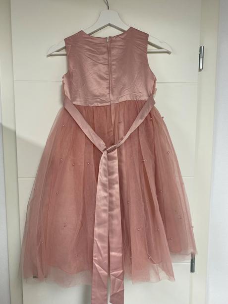 Tylove saty s perlami, 128