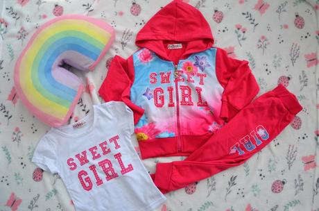 Kvetovaná súprava s kamienkami-104/110, 104