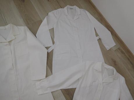 Biely plášť do školy na pokusy, 