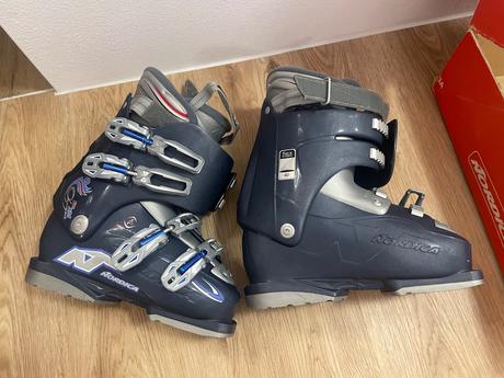 Lyziarky 23,5, nordica,23