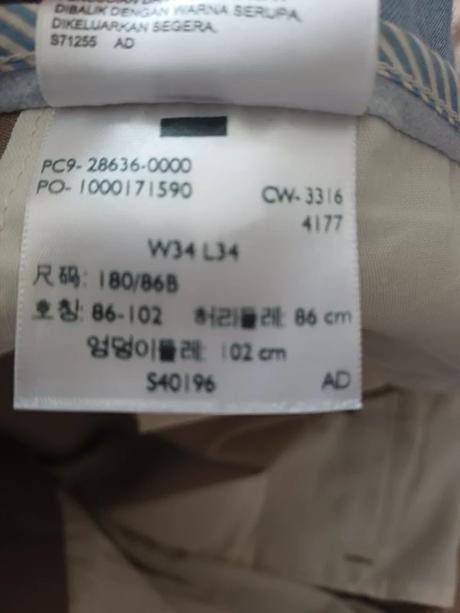 Kvalitné pánske nohavice dockers slim tapered č.34, l
