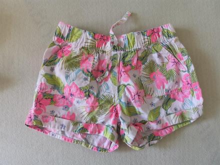Šortky, 110