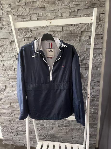 Tommy hilfiger v.s, tommy hilfiger,s