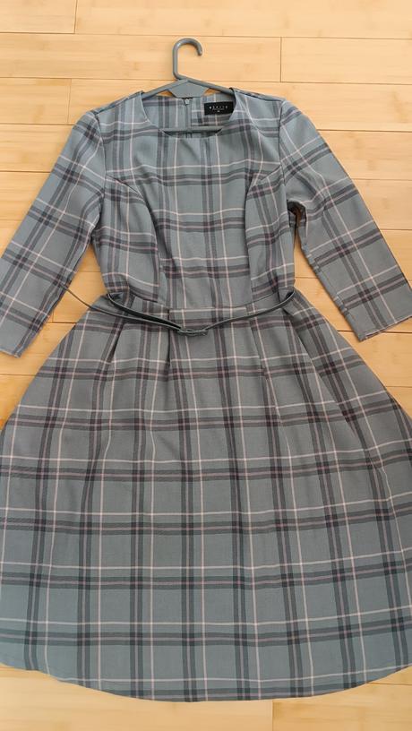 Šaty s vreckami do a, mohito,38