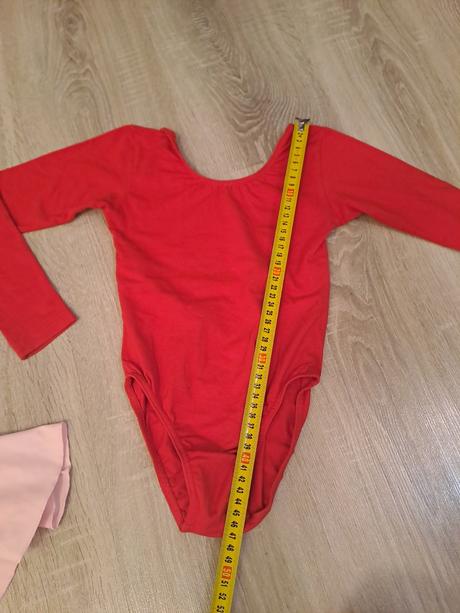 Tanečné dresy, 128