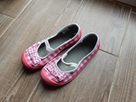 Plátenky/papučky, 26