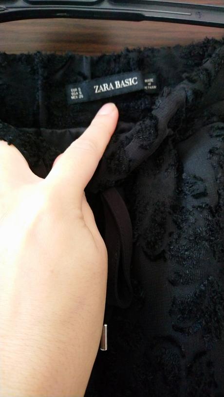 Luxusne cierne nohavice, zara,s