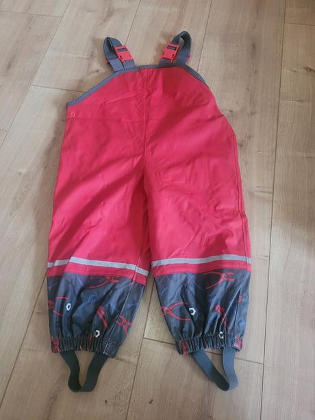 Nohavice do dažďa, lupilu,86