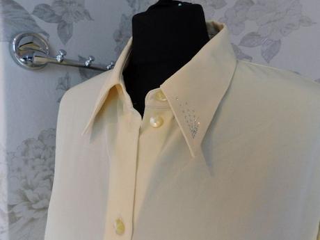 Kvalitna pekna bluzka, 50