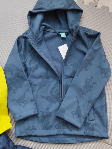 Prechodne bundy, 122