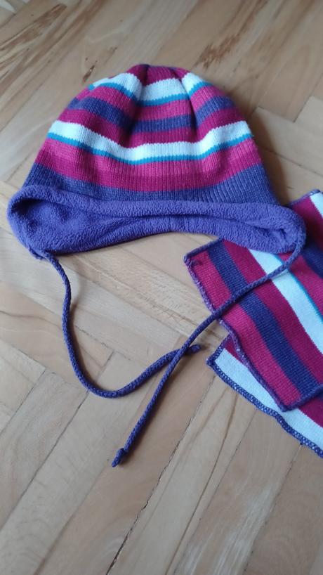 Čiapka a šál, 104