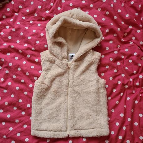 Huňatá vestička, c&a,110