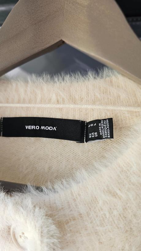 Smotanový chlpatý pulóvrik vero moda, vero moda,l