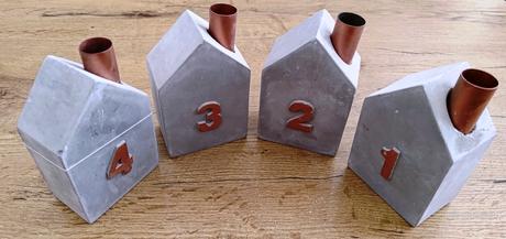 Betónová dekorácia - domčeky šedé, 