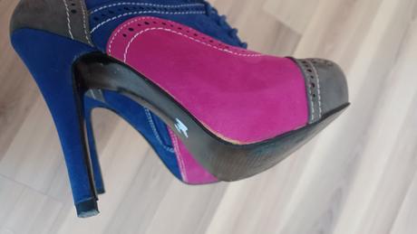 Vzorované členkové čižmy, 36