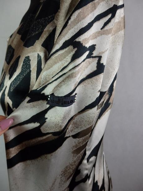 Luxusné saténové šaty, 38