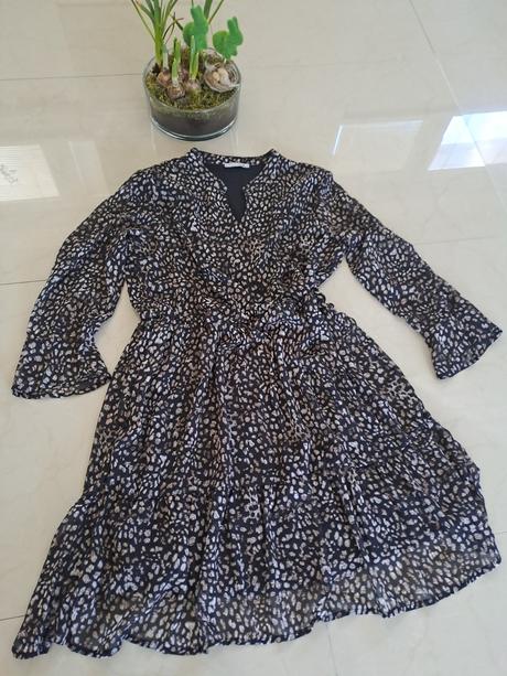 Moderné šaty, gate,36