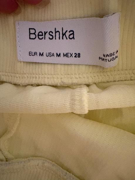 Kratasy m, bershka,m