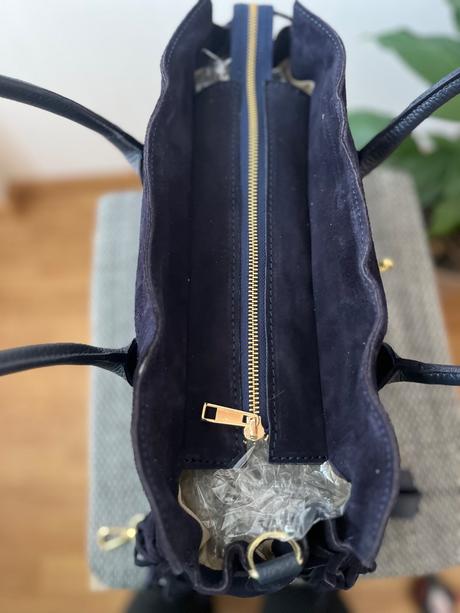 Kabelka z brúsenej kože, 