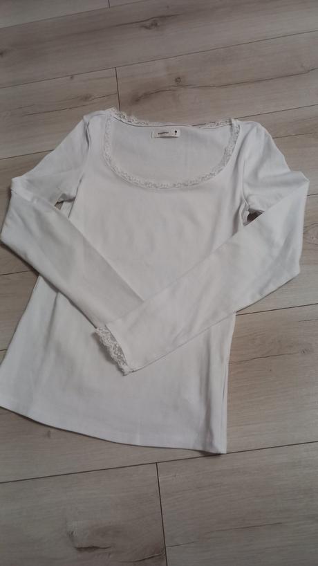 Biela blúzka s cipkou, reserved,s