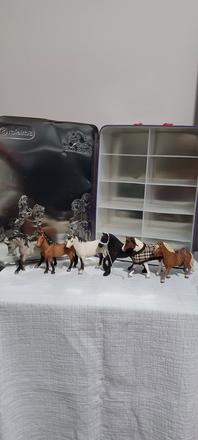 Schleich kone s boxom,