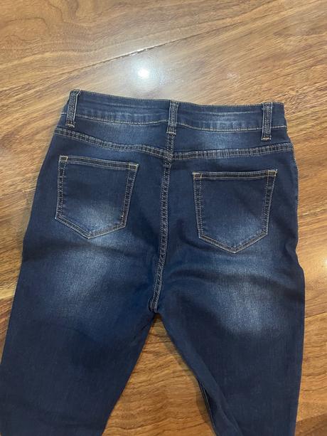 Dámske rifle s vysokým pásom, 38