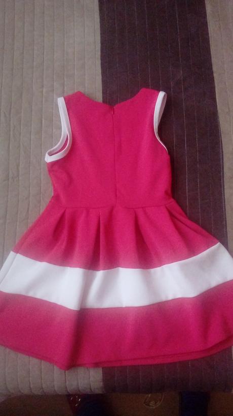 Spolocenske saty s kvietkovou ozdobou v pase 2ks, 98