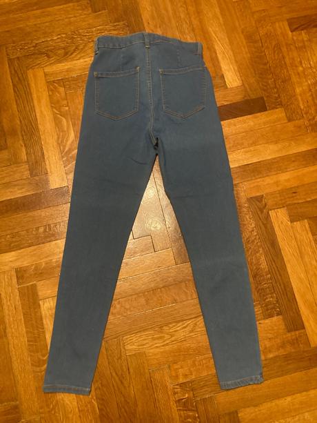 Jeginsy s, bershka,s