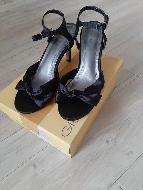 Sandálky saténové, 38