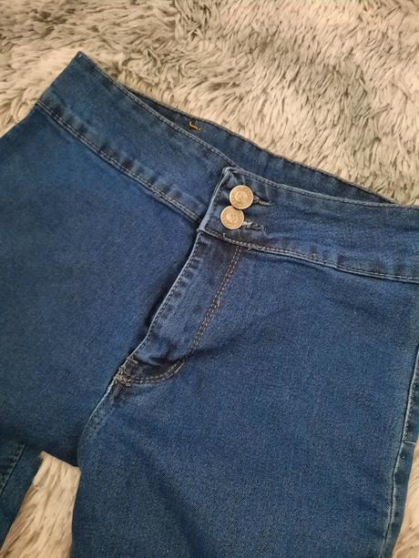 Pekné riflové nohavice xs/26, xs