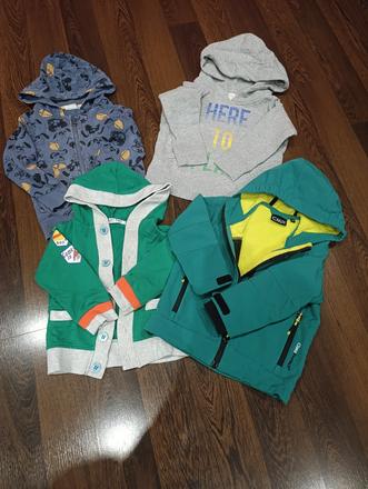 Bunda a mikiny, 86–98