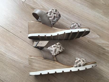 Kožené sandálky, 38