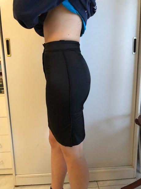 Elegantná čierna sukňa hm, h&m,s