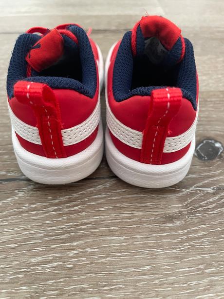 Tenisky pre chlapca velk.22, 22