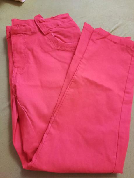 Červené nohavice, grace,164