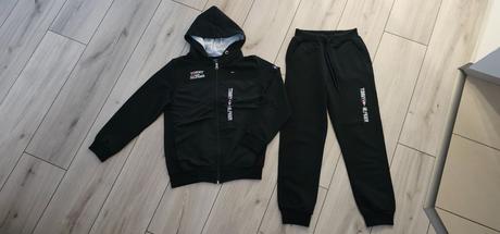 Teplakova suprava, tommy hilfiger,152