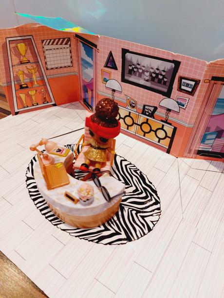 L.o.l. surprice kancelária, bábika s nábytkom, 